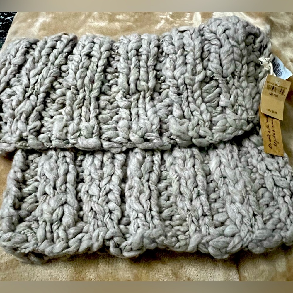 American Eagle 🦅 ifinity scarf